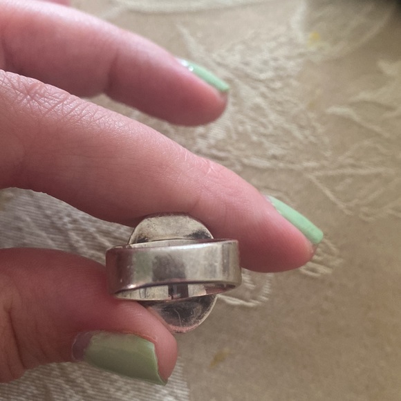 Gen stone ring 💍 - Picture 5 of 7